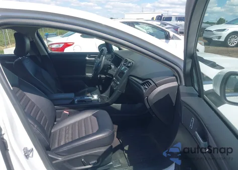 2018 Ford Fusion Hybrid Se из США, поврежденный, VIN 3FA6P0LU7JR166379